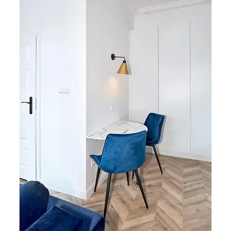 Pradzynskiego Deluxe * Poznań